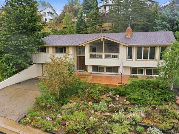 961 S Foothill Drive, Lakewood, CO 80228