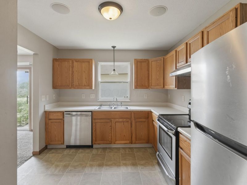 3211 Andy Terrace , Columbus, OH 43223 Photo 16