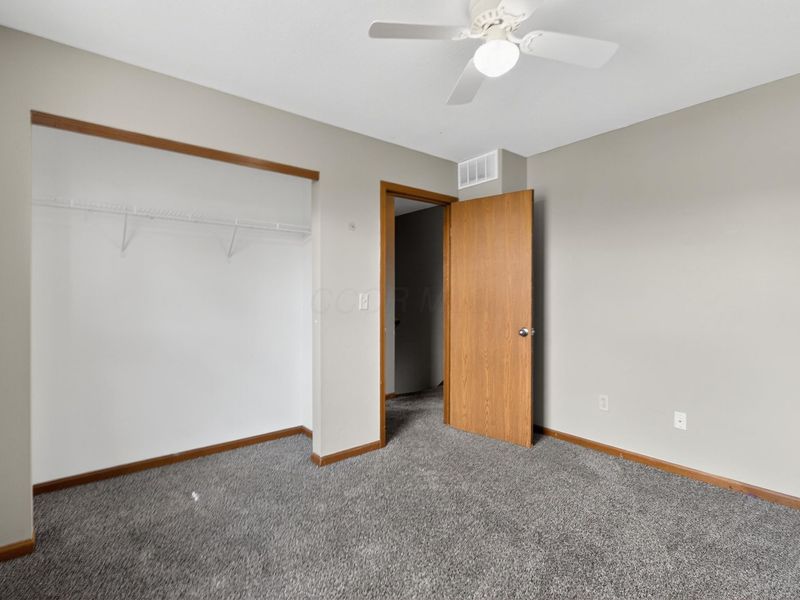 3211 Andy Terrace , Columbus, OH 43223 Photo 17