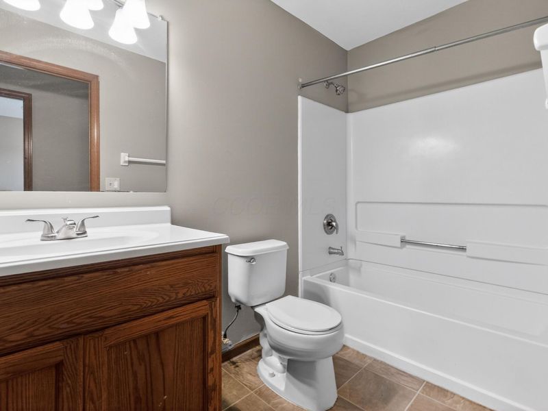 3211 Andy Terrace , Columbus, OH 43223 Photo 25