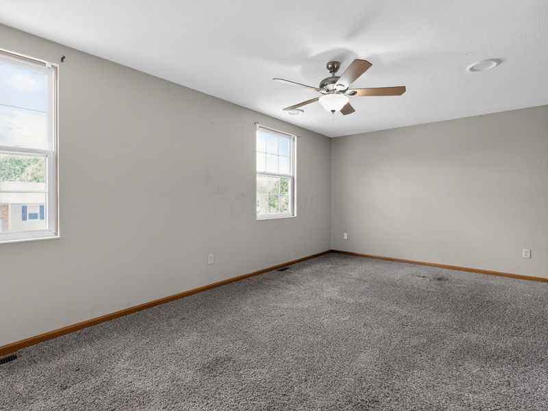 3211 Andy Terrace , Columbus, OH 43223 Photo 8