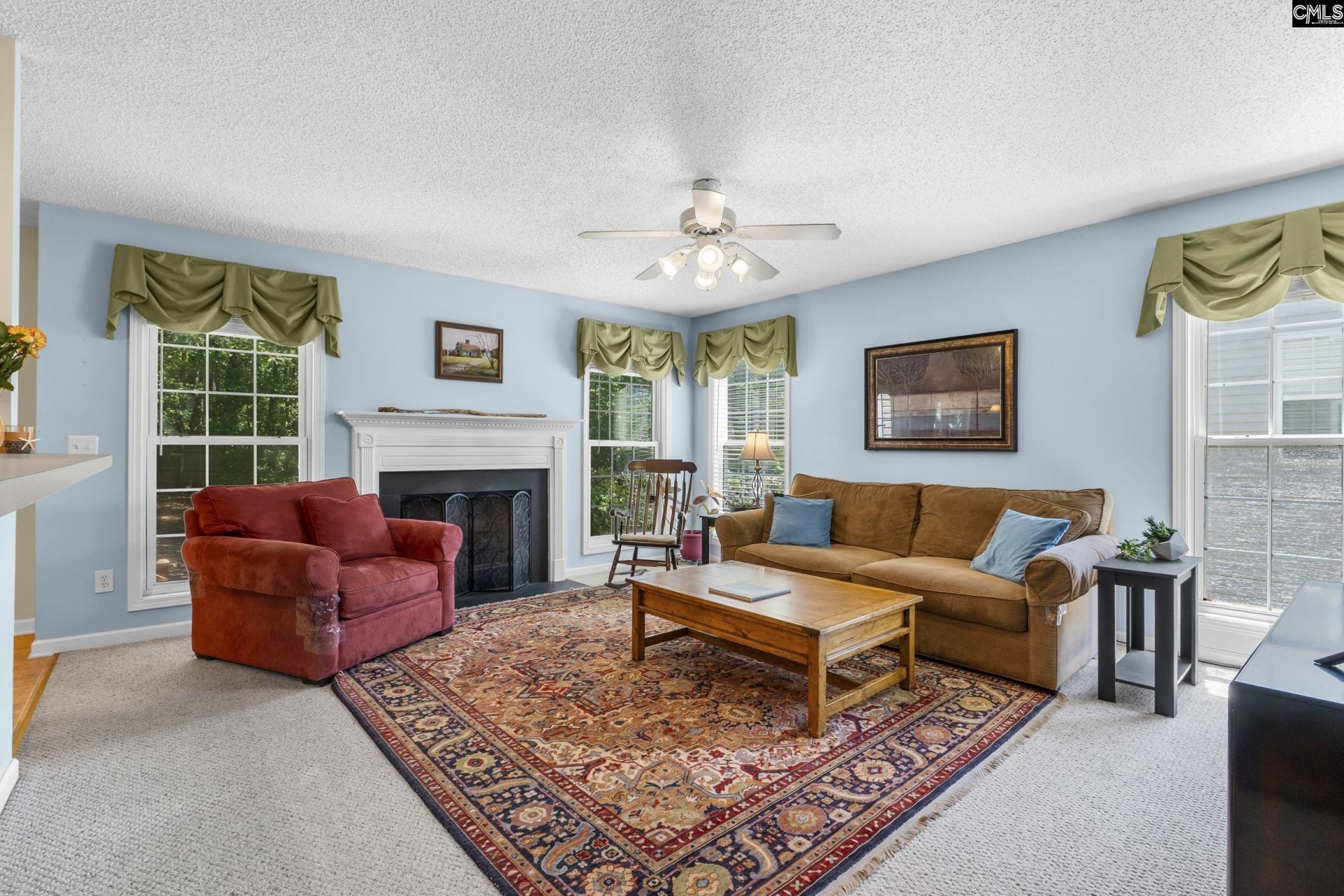 202 Hope Trace Way Photo 3