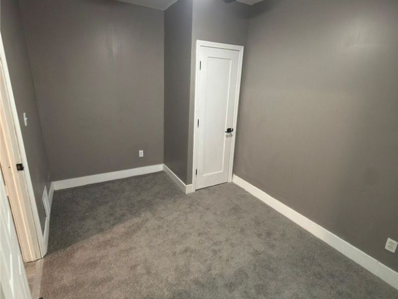 9815 Aetna Road , Cleveland, OH 44105 Photo 10