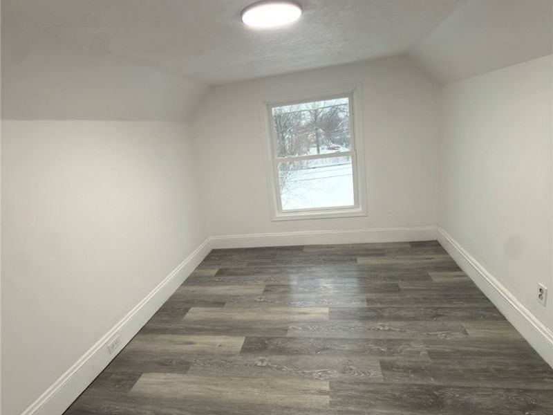 9815 Aetna Road , Cleveland, OH 44105 Photo 11