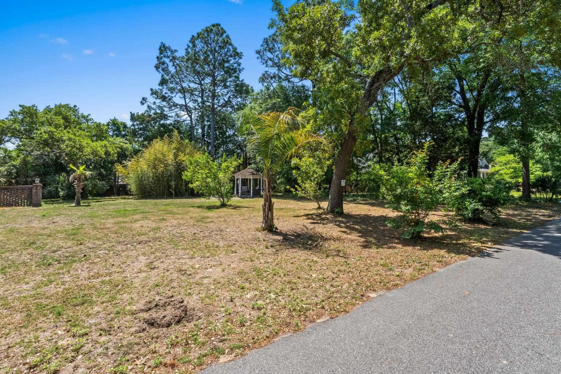 7614 Parkwood Dr.  Photo 16