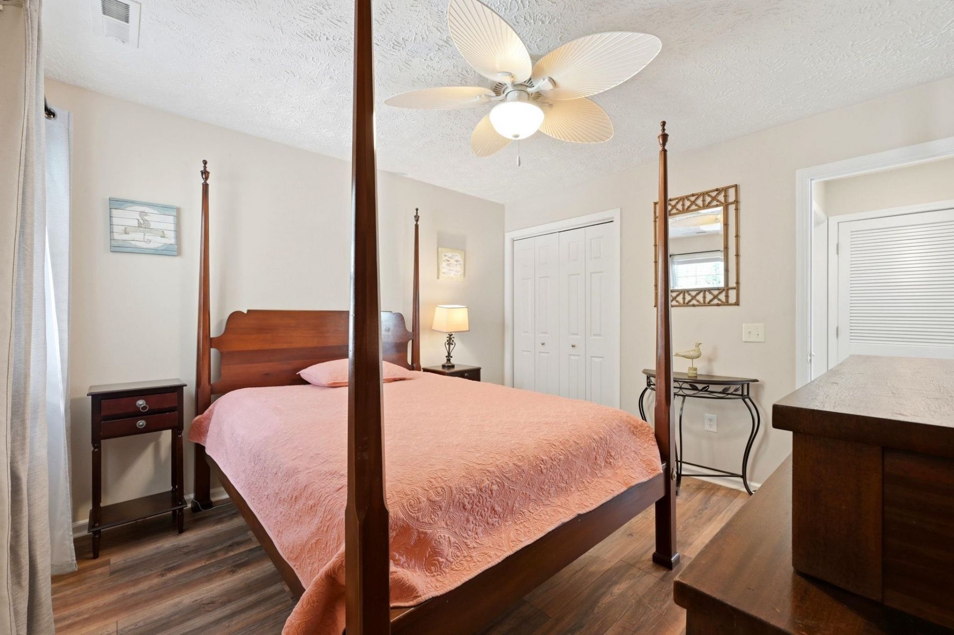 573 Blue River Ct.  Photo 12
