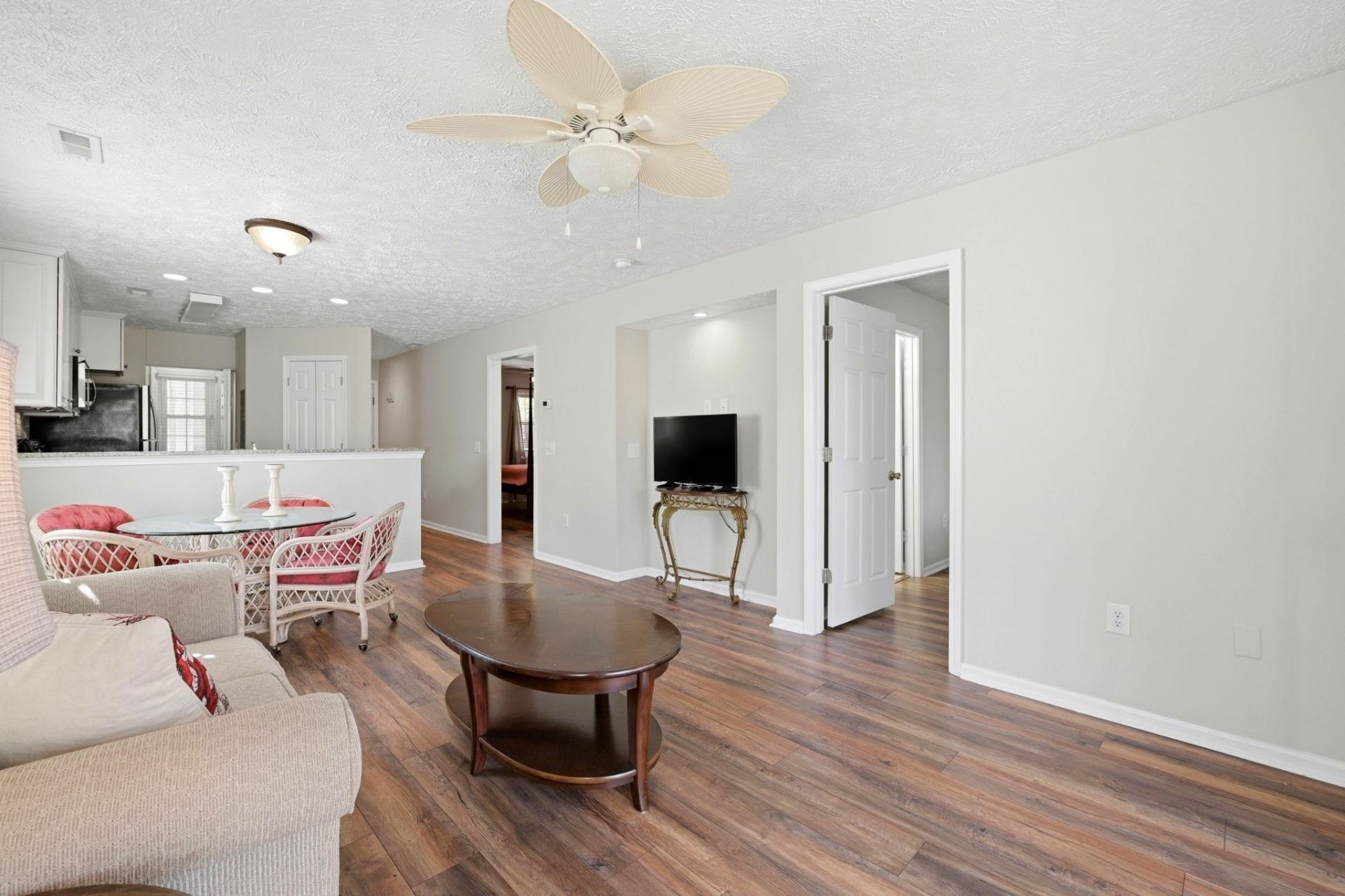 573 Blue River Ct.  Photo 17
