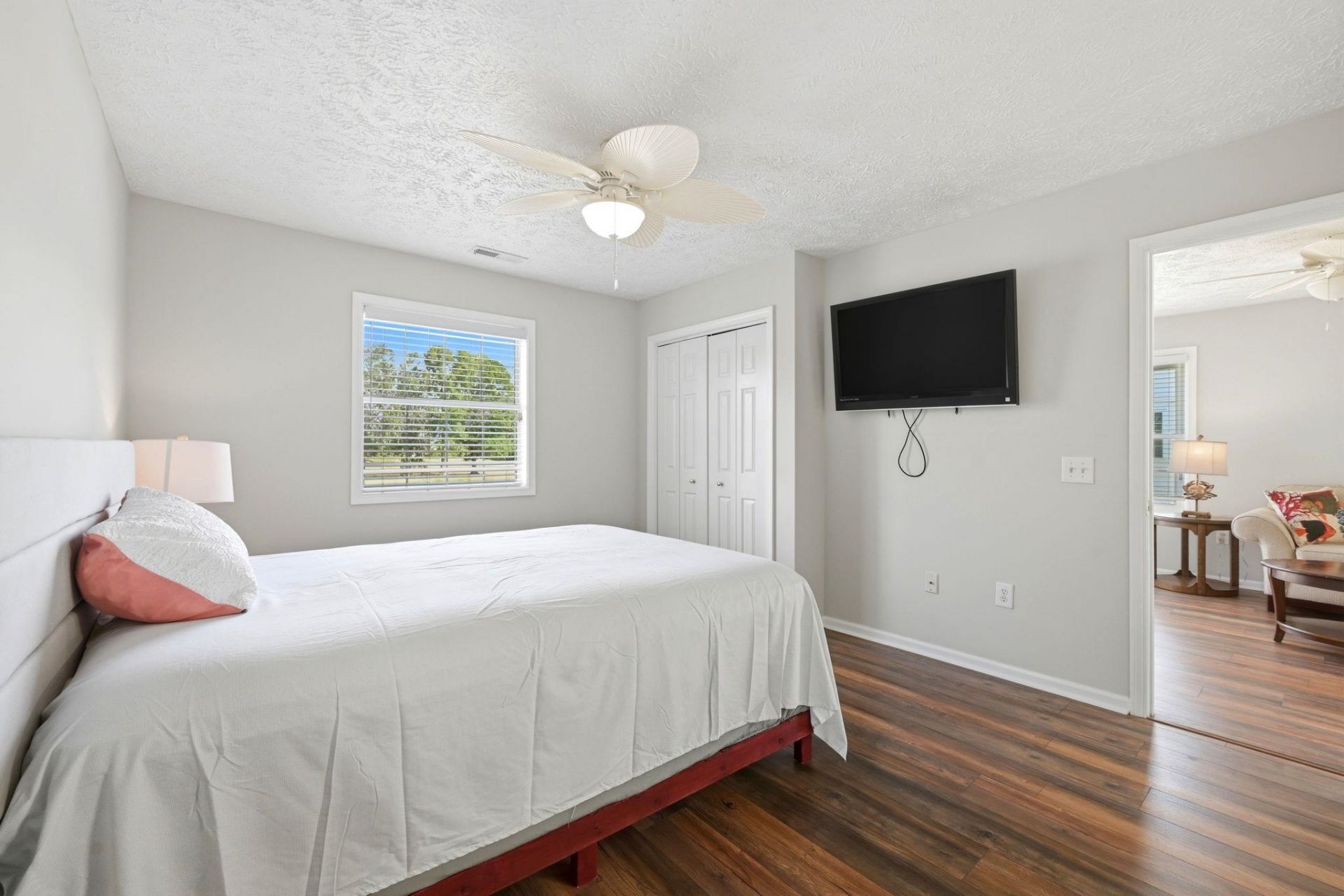 573 Blue River Ct.  Photo 21