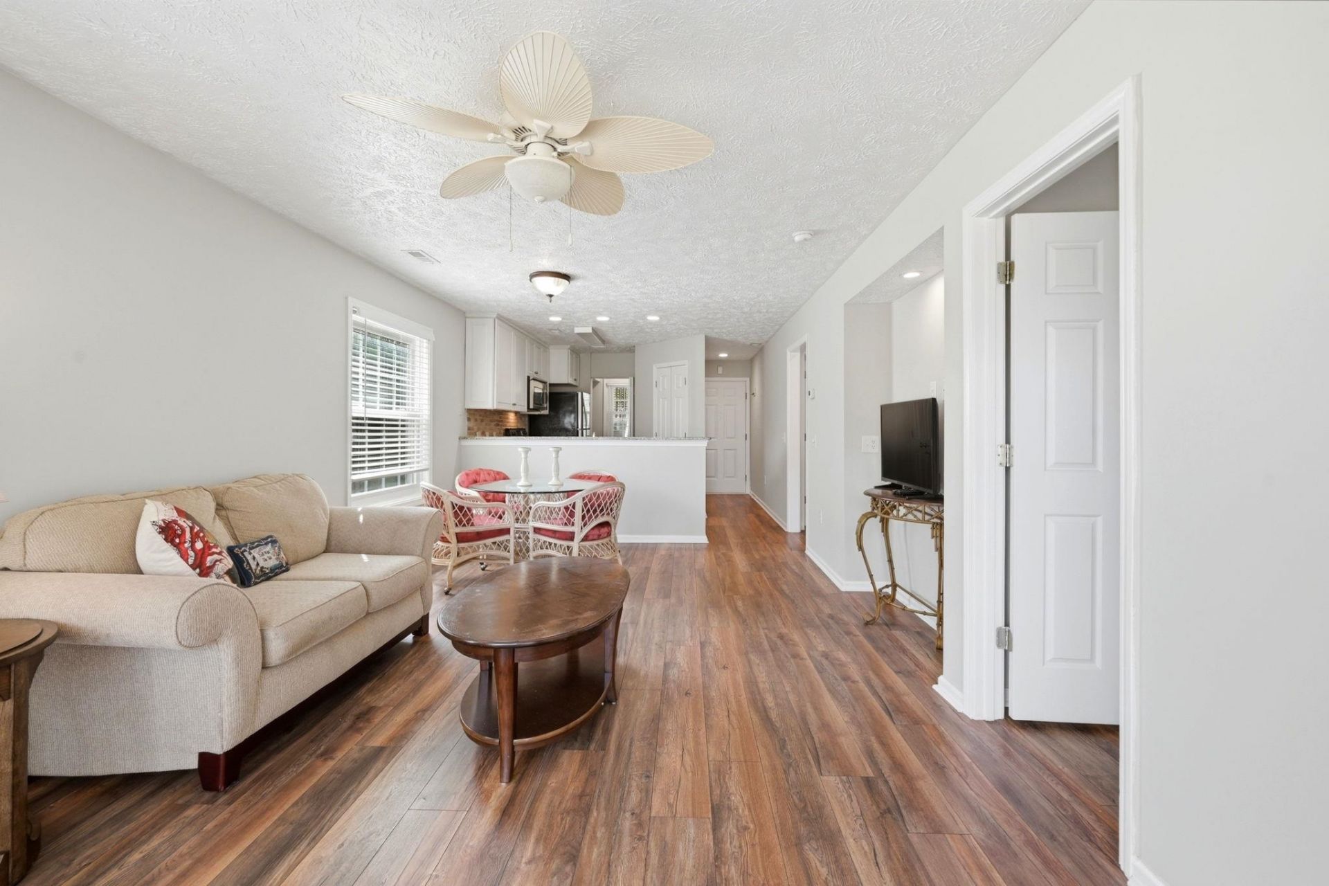 573 Blue River Ct.  Photo 29