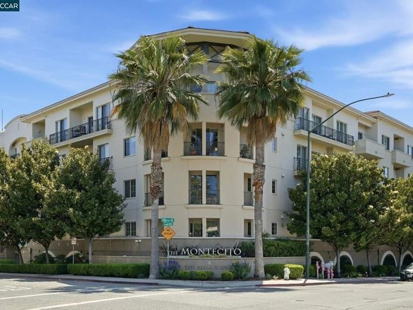 1315 Alma Ave, Unit 323, Walnut Creek, CA 94596