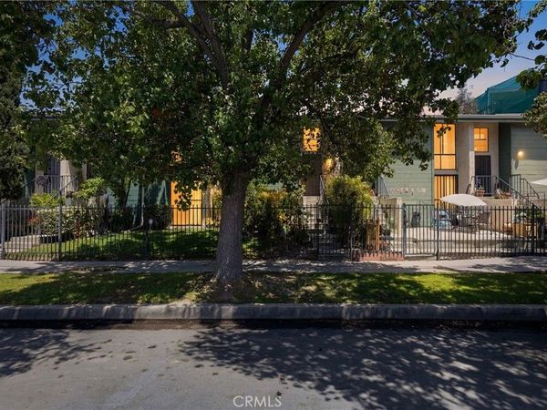 11107 Arminta St unit 22, Sun Valley, CA 91352