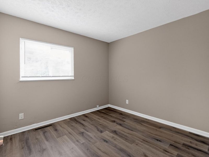1519 Grovewood Drive , Columbus, OH 43207 Photo 11