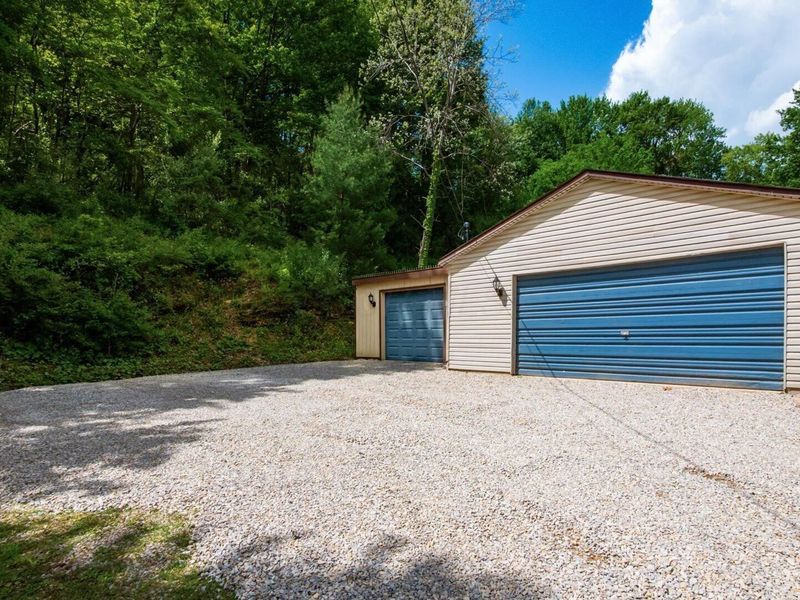 15148 Brushy Fork Road SE, Heath, OH 43056 Photo 3