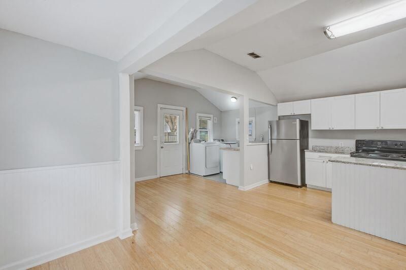1120 Bexley Street Photo 16