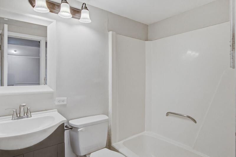 1120 Bexley Street Photo 7