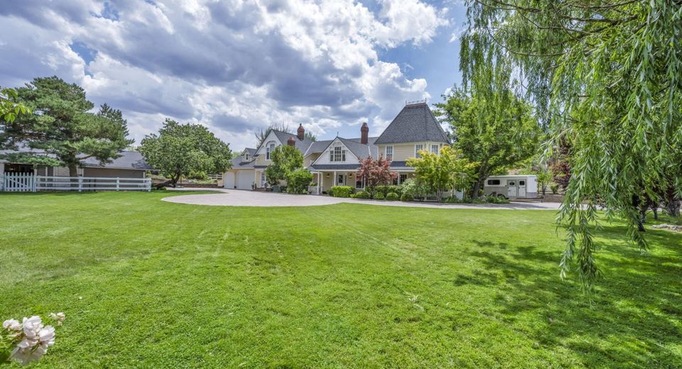 4010 Canyon Drive, Reno, NV 89519 Photo