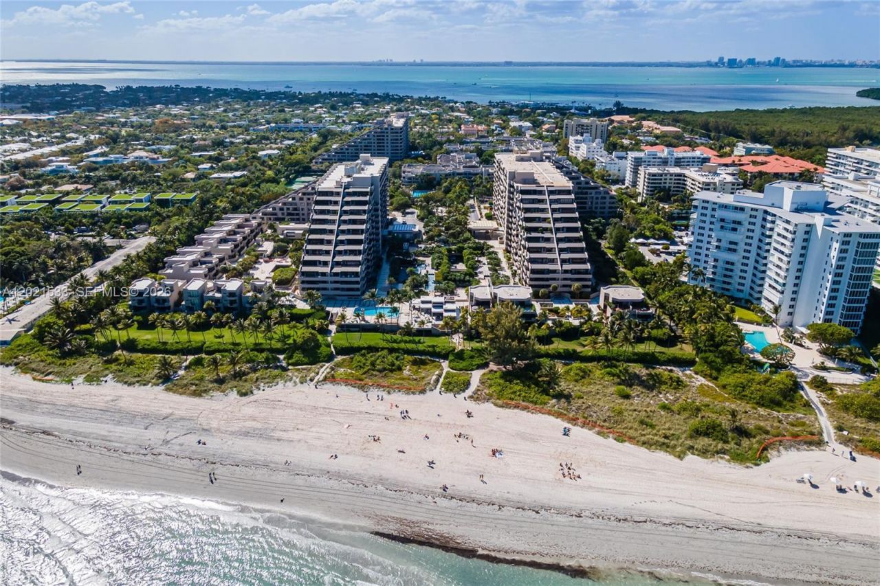 141 Crandon Blvd , Unit 331, Key Biscayne, FL 33149 Photo