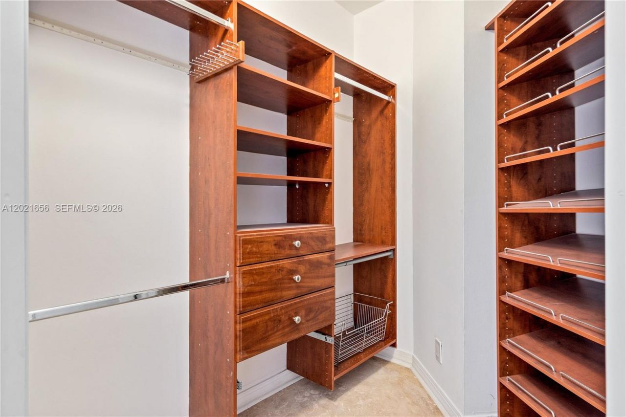 701 Brickell Key Blvd , Unit 1411, Miami, FL 33131 Photo