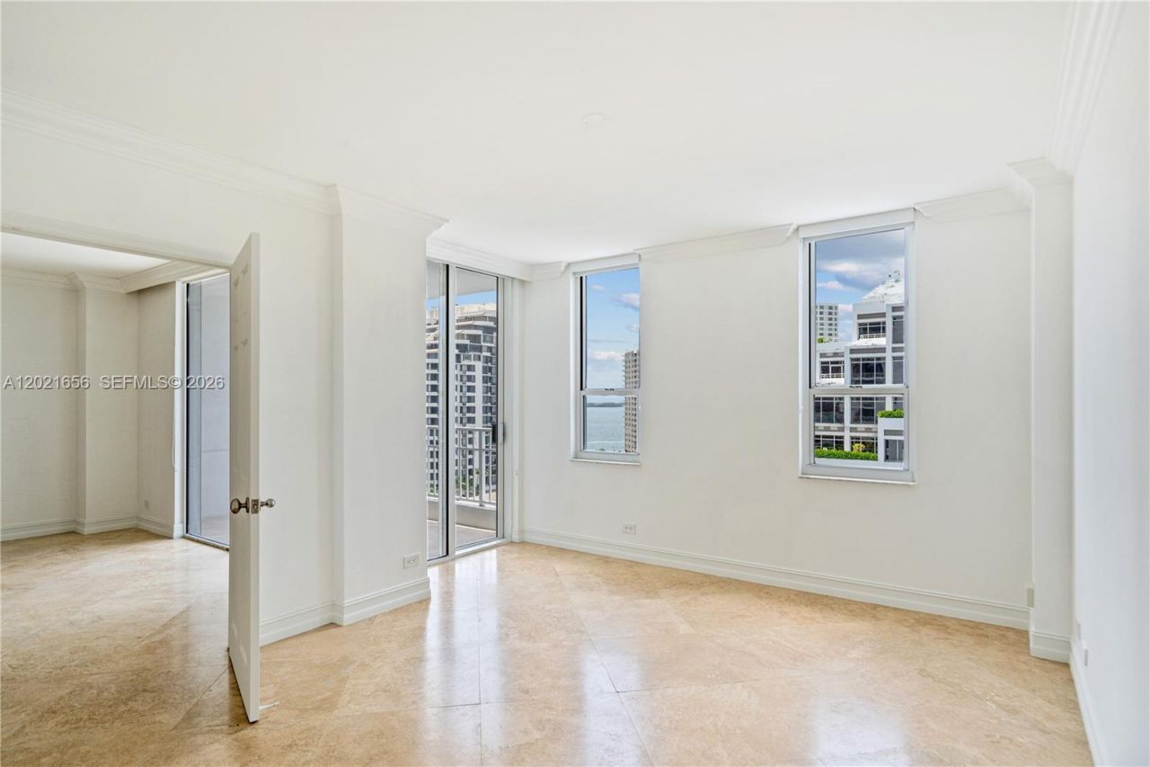 701 Brickell Key Blvd , Unit 1411, Miami, FL 33131 Photo