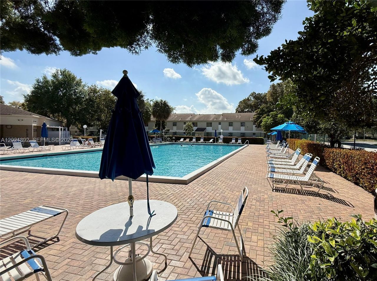 110 Gardens Dr , Unit 203, Pompano Beach, FL 33069 Photo