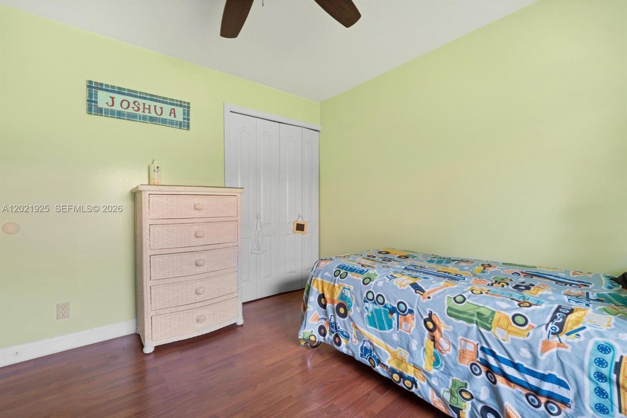 115 Kapok Crescent , Royal Palm Beach, FL 33411 Photo