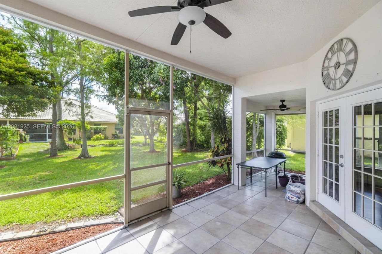 115 Kapok Crescent , Royal Palm Beach, FL 33411 Photo