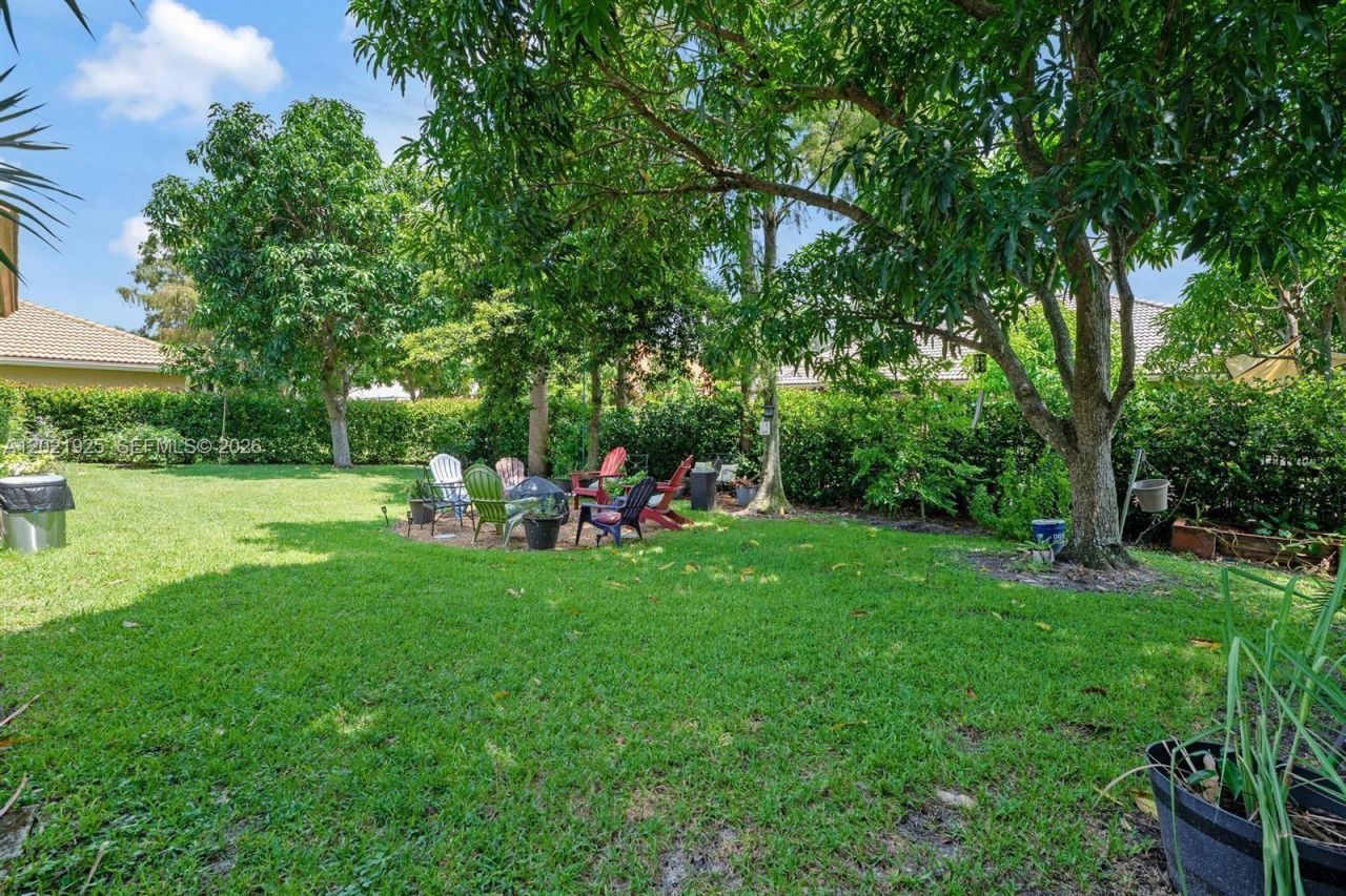 115 Kapok Crescent , Royal Palm Beach, FL 33411 Photo