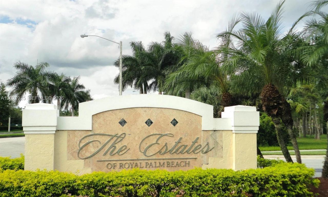 115 Kapok Crescent , Royal Palm Beach, FL 33411 Photo