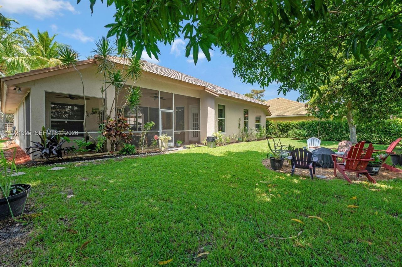 115 Kapok Crescent , Royal Palm Beach, FL 33411 Photo
