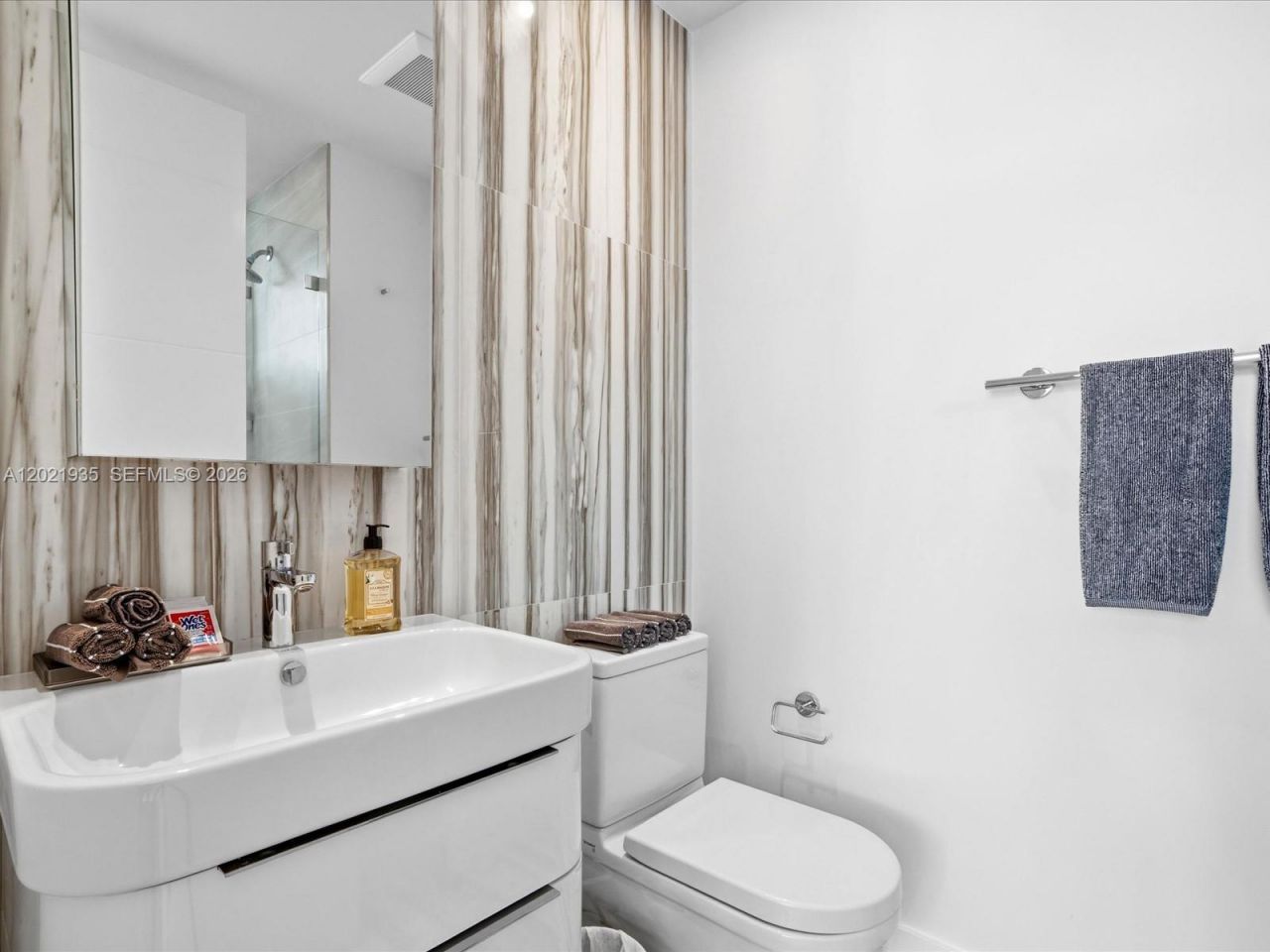 125 Hampton Ln , Key Biscayne, FL 33149 Photo