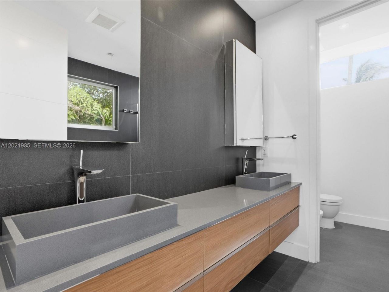 125 Hampton Ln , Key Biscayne, FL 33149 Photo