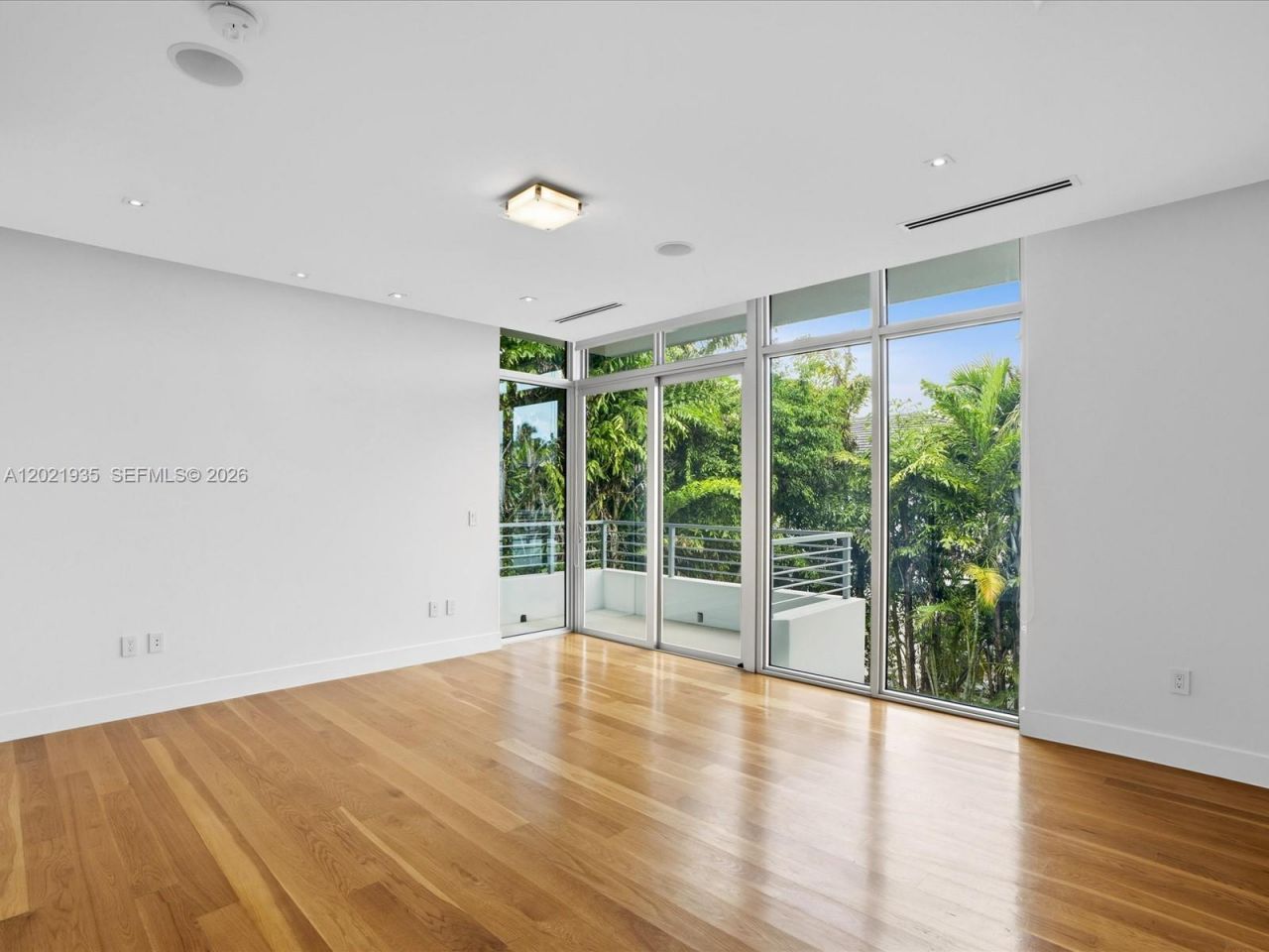 125 Hampton Ln , Key Biscayne, FL 33149 Photo