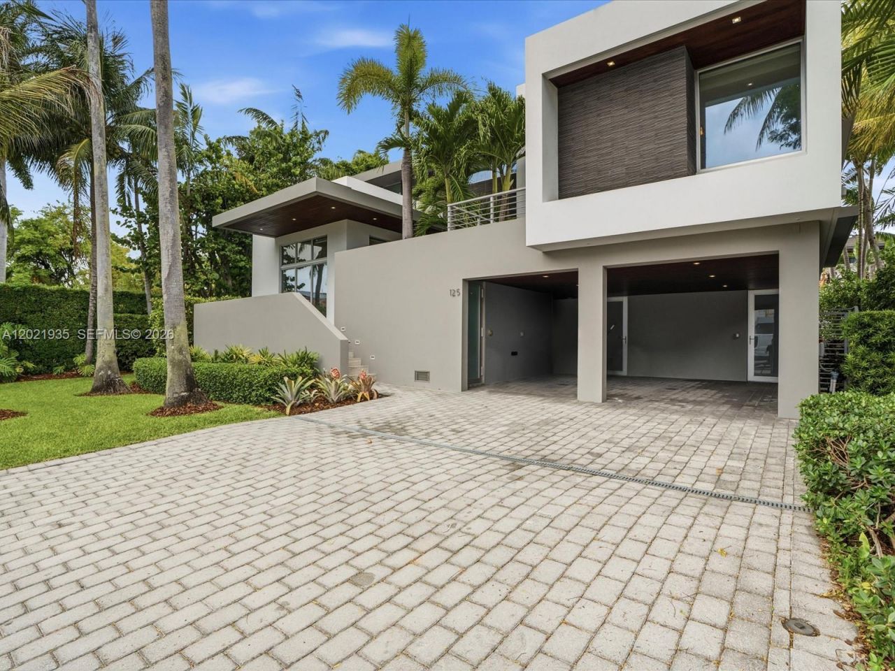 125 Hampton Ln , Key Biscayne, FL 33149 Photo