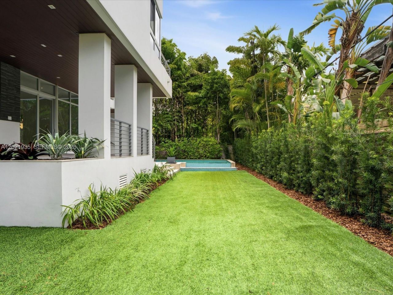 125 Hampton Ln , Key Biscayne, FL 33149 Photo