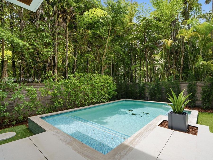 Property Image 58