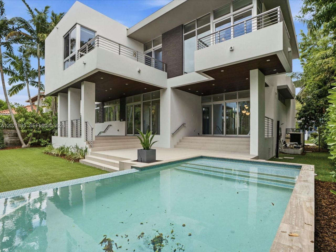 125 Hampton Ln , Key Biscayne, FL 33149 Photo