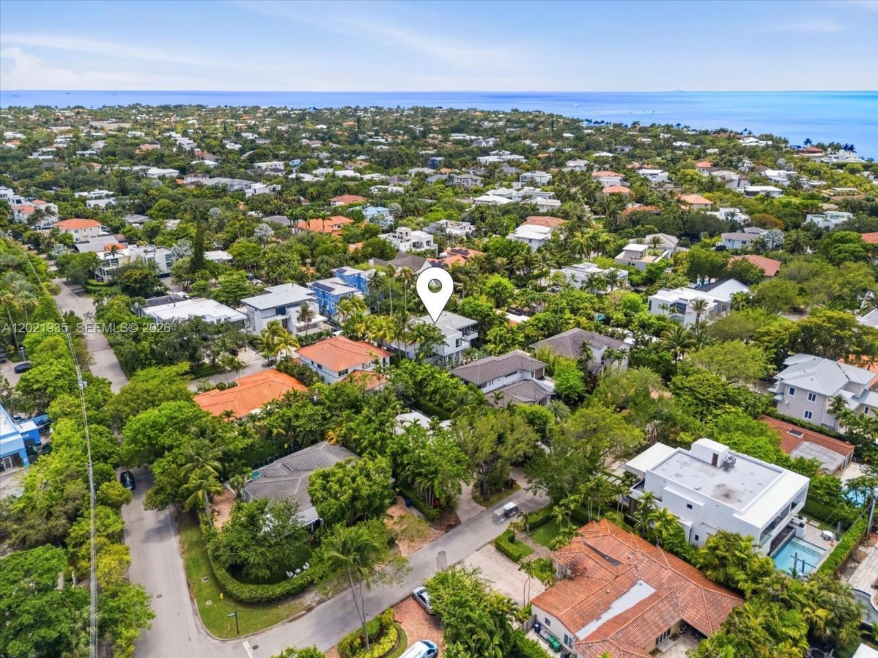 125 Hampton Ln , Key Biscayne, FL 33149 Photo