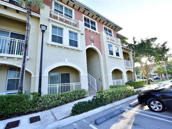 10850 NW 89th Ter, Unit 105-5, Doral, FL 33178