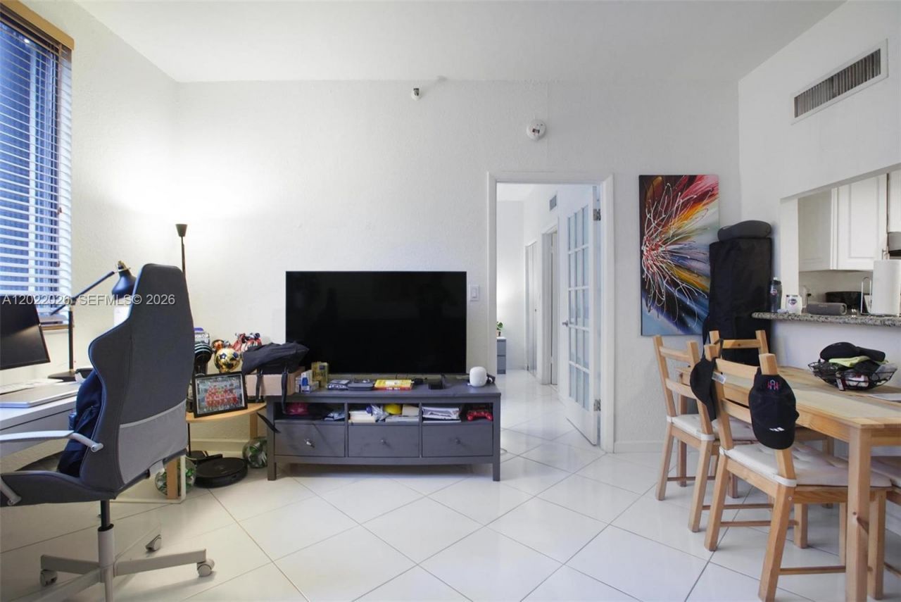 540 Brickell Key Dr , Unit 308, Miami, FL 33131 Photo