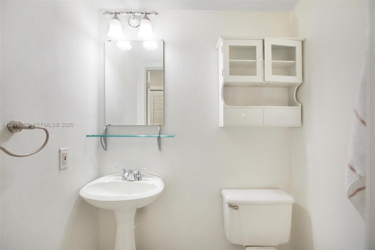 540 Brickell Key Dr , Unit 308, Miami, FL 33131 Photo