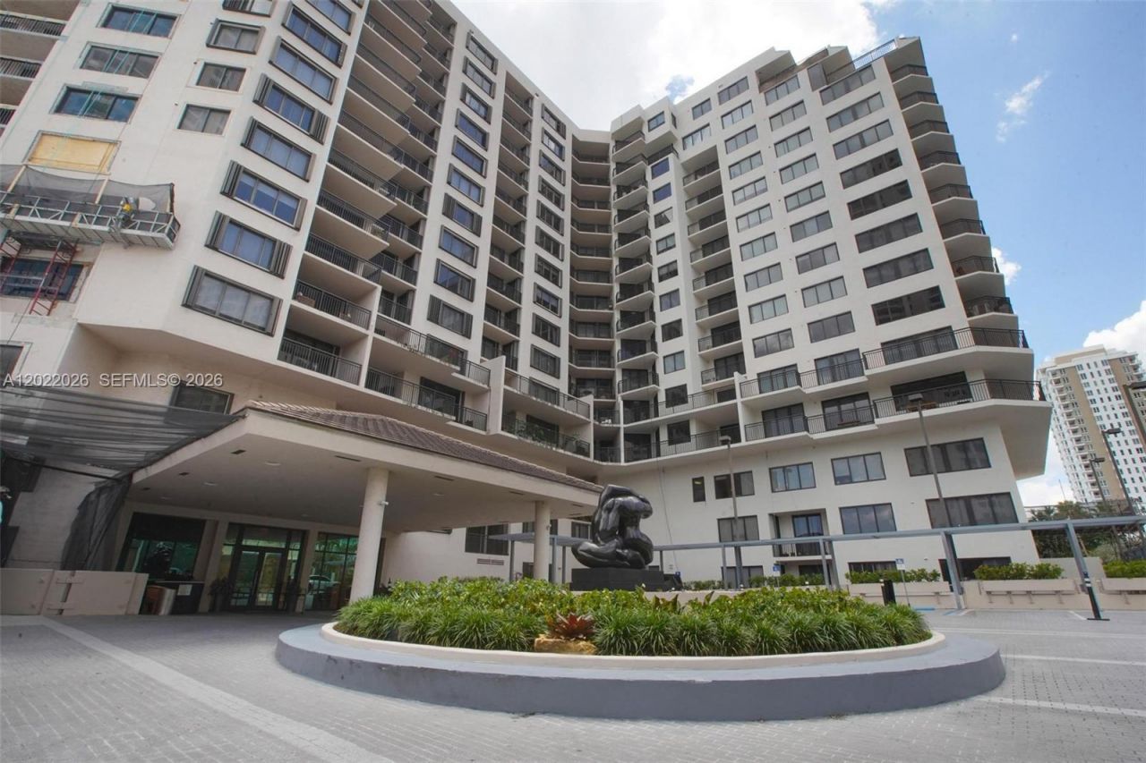540 Brickell Key Dr , Unit 308, Miami, FL 33131 Photo