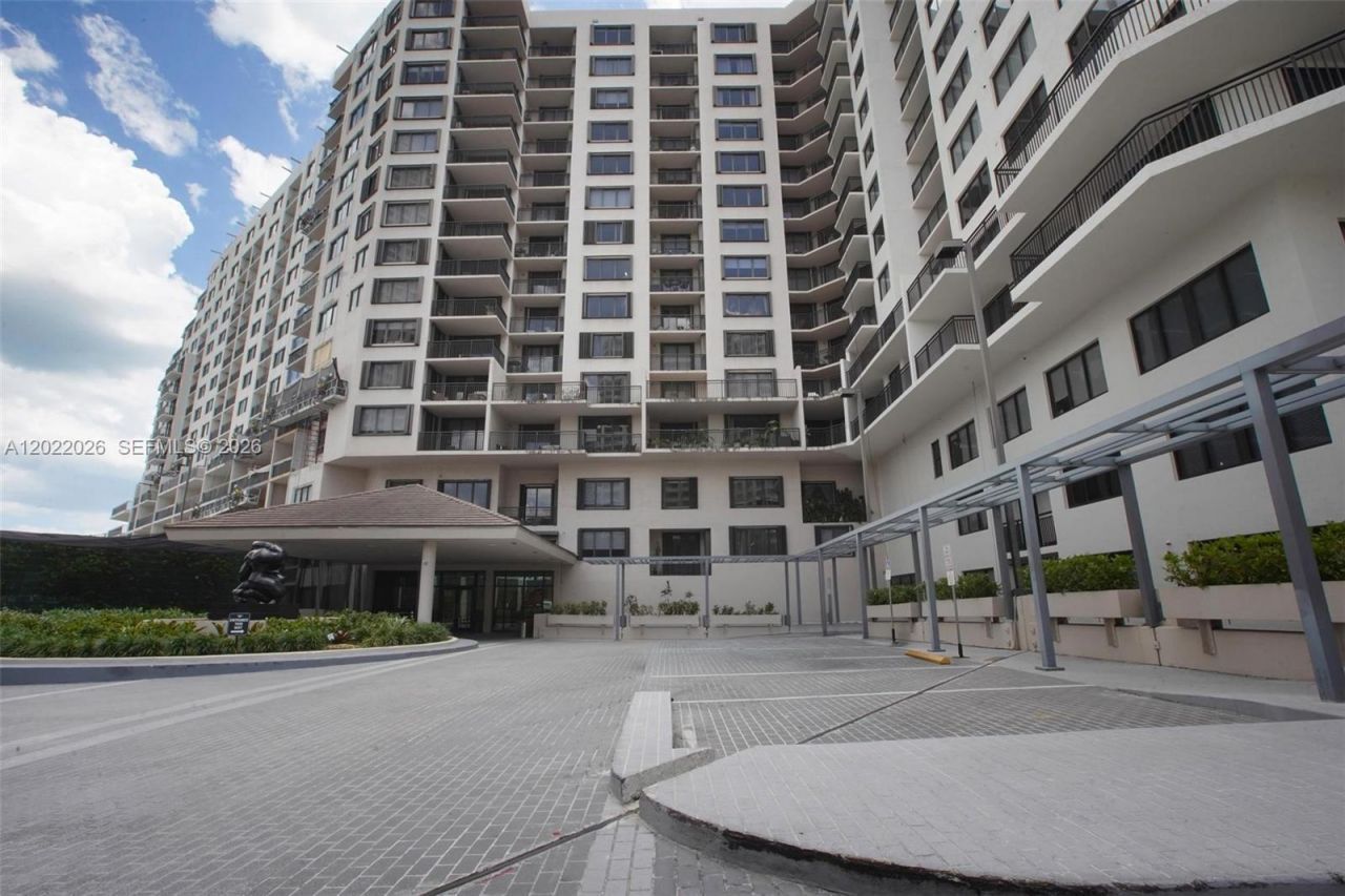 540 Brickell Key Dr , Unit 308, Miami, FL 33131 Photo