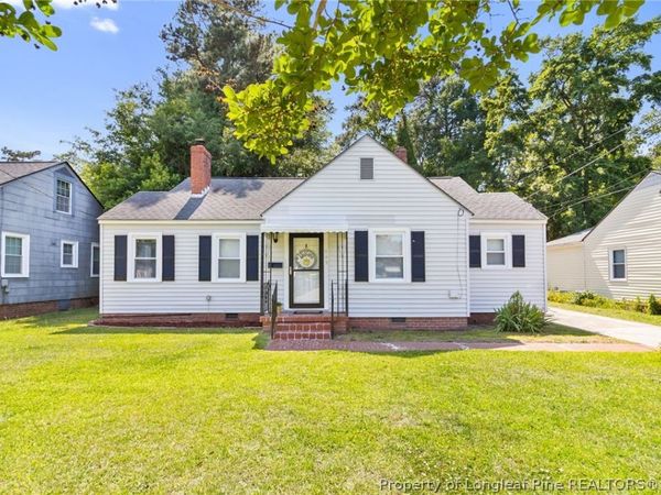 907 McKimmon Road , Fayetteville, NC 28303
