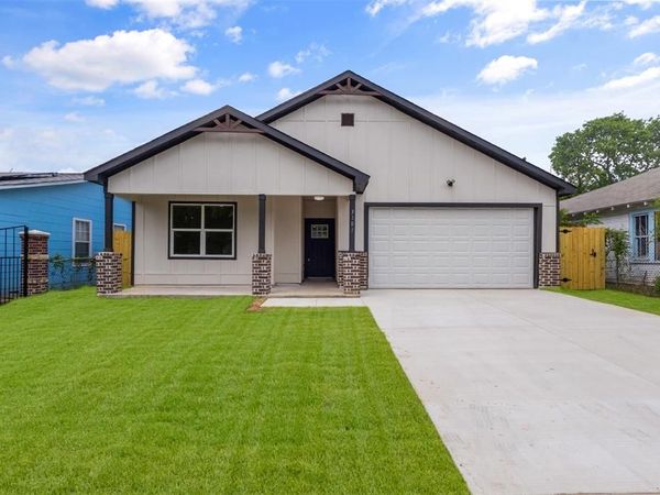 3101 Crenshaw Avenue , Fort Worth, TX 76105