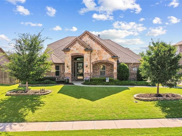 405 Meandering Creek Drive, Argyle, TX 76226