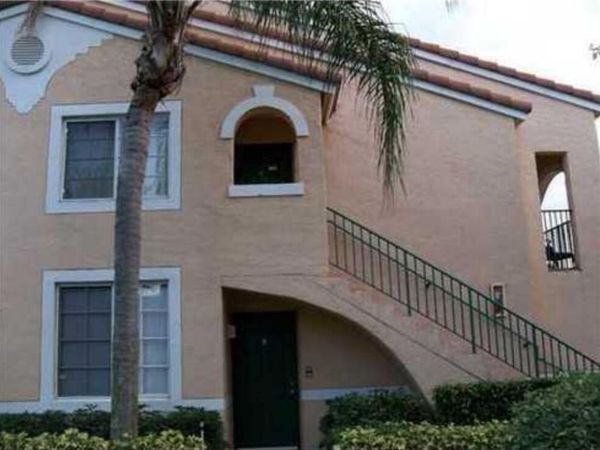 1749 Village Boulevard, Unit 208, West Palm Beach, FL 33409