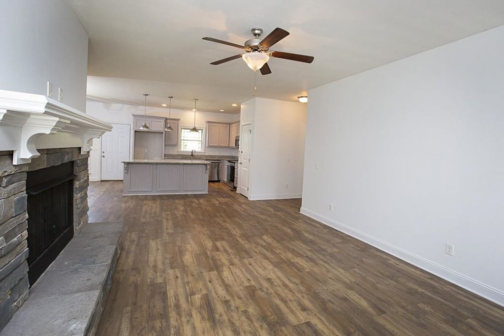 165 Joanna Gillard Ln. Photo 7