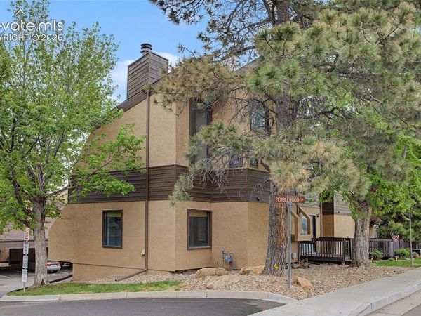 869 Pebblewood Drive, Colorado Springs, CO 80919