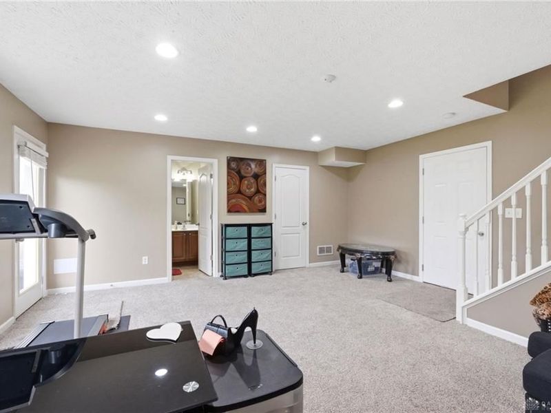 9476 Tahoe Drive, Centerville, OH 45458 Photo 33