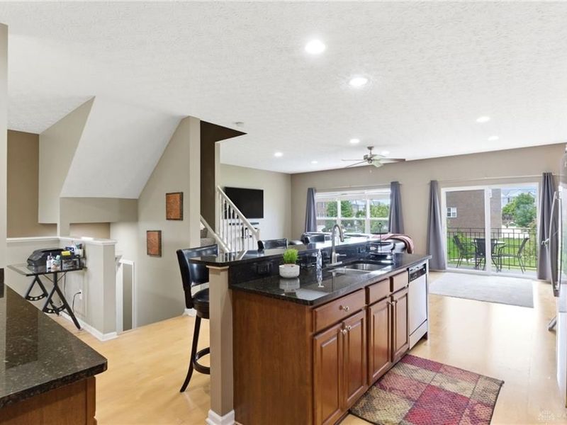 9476 Tahoe Drive, Centerville, OH 45458 Photo 7